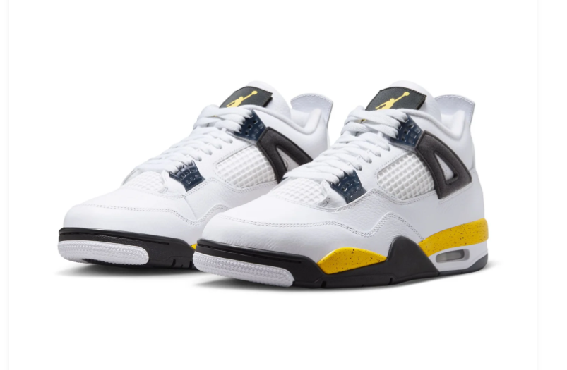 Air Jordan 4 Retro 'Yellow Thunder' White Black & Yellow Sneakers